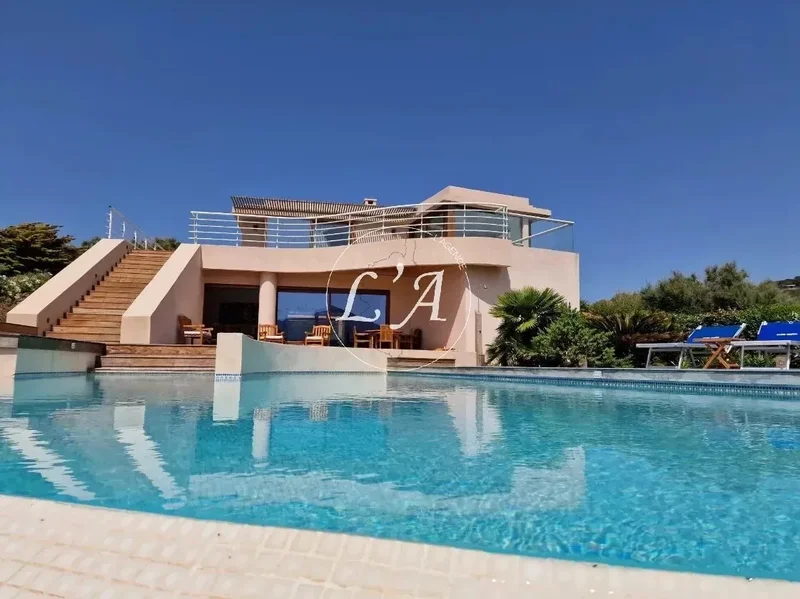 Corbara Villa