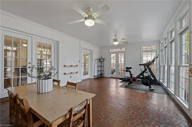 124 Beverly Place, Greensboro, NC 27403, Greensboro, North Carolina, United States. - Photo 48