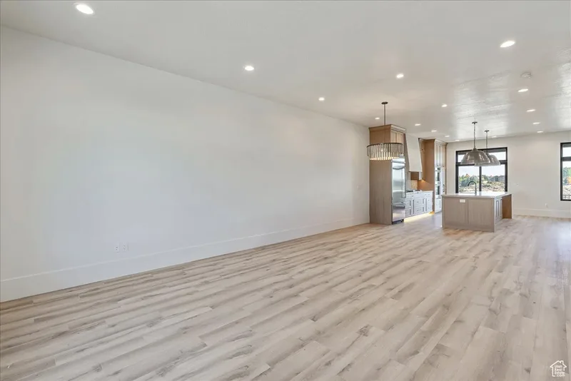 1610 E CENTER POINTE DR, Lehi, Utah, United States. - Photo 3