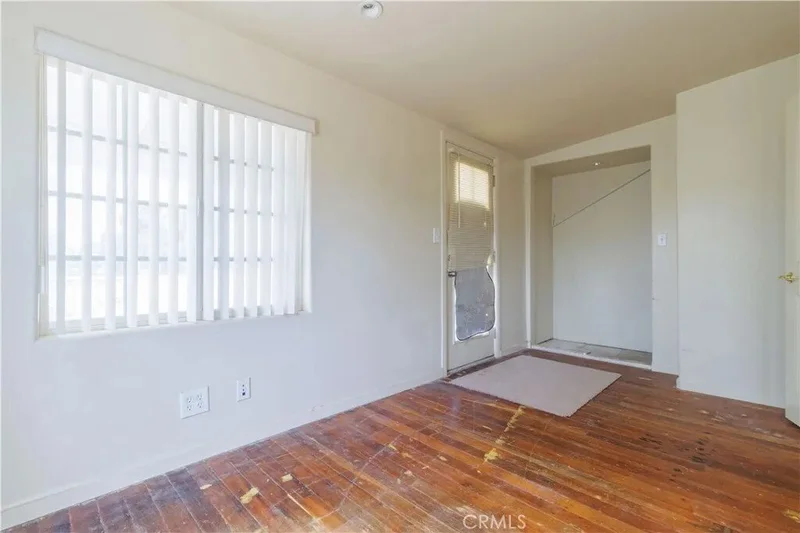 Single Family Residence in Fontana