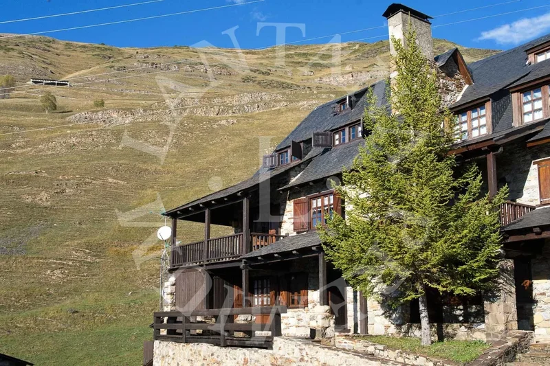 , Pleta Baqueira, Baqueira, Naut Aran, Catalonia. - Photo 8