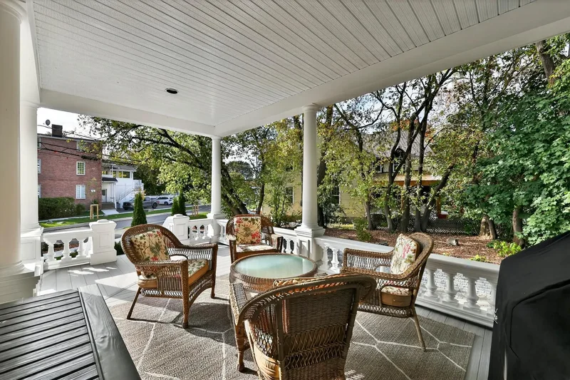 20 Rue St-Charles, Montréal, Quebec, Canada. - Photo 14