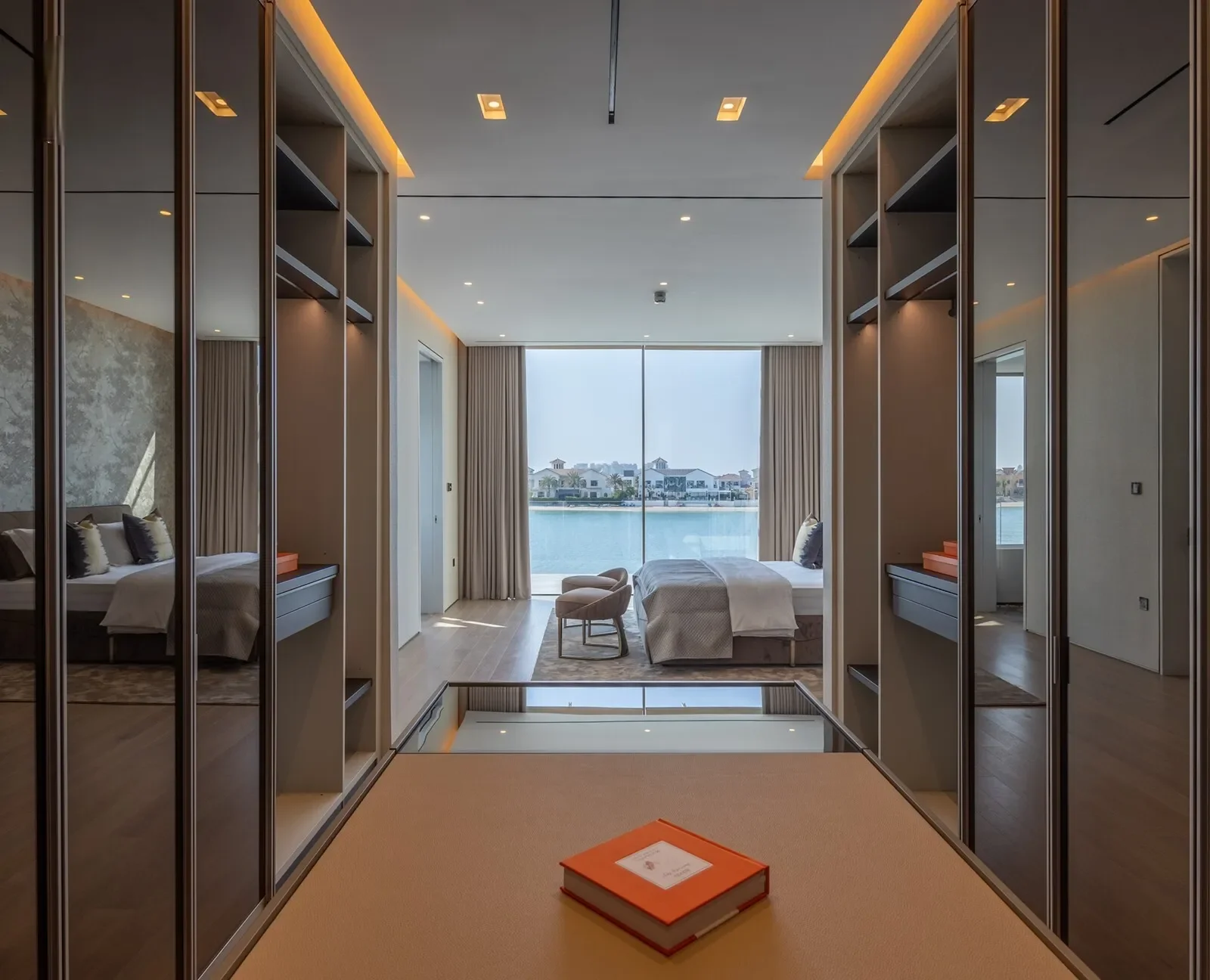 Palm Jumeirah - The Palm Jumeirah - Dubai - United Arab Emirates, Dubai, Dubai, United Arab Emirates. - Photo 8
