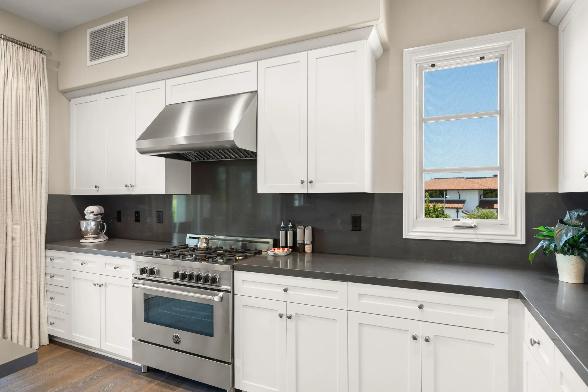 23500 Park Sorrento, H32, Calabasas, CA 91302, Hidden Hills, California, United States. - Photo 65