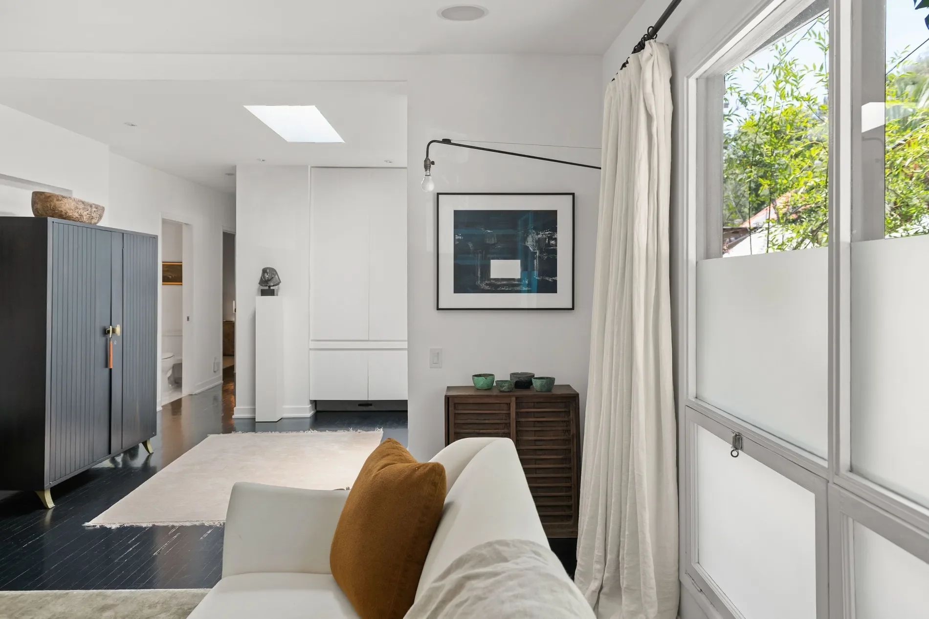 9648 Yoakum Drive , Beverly Hills, CA 90210, Beverly Hills, California, United States. - Photo 6