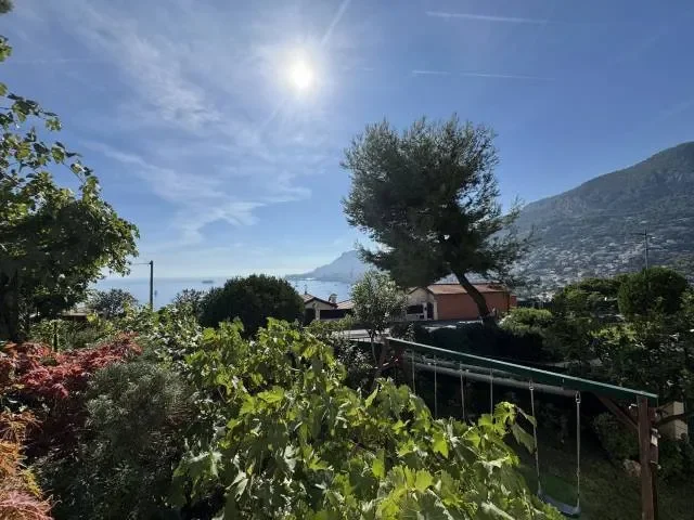 Roquebrune-Cap-Martin, Provence-Alpes-Côte d'Azur, France. - Photo 2