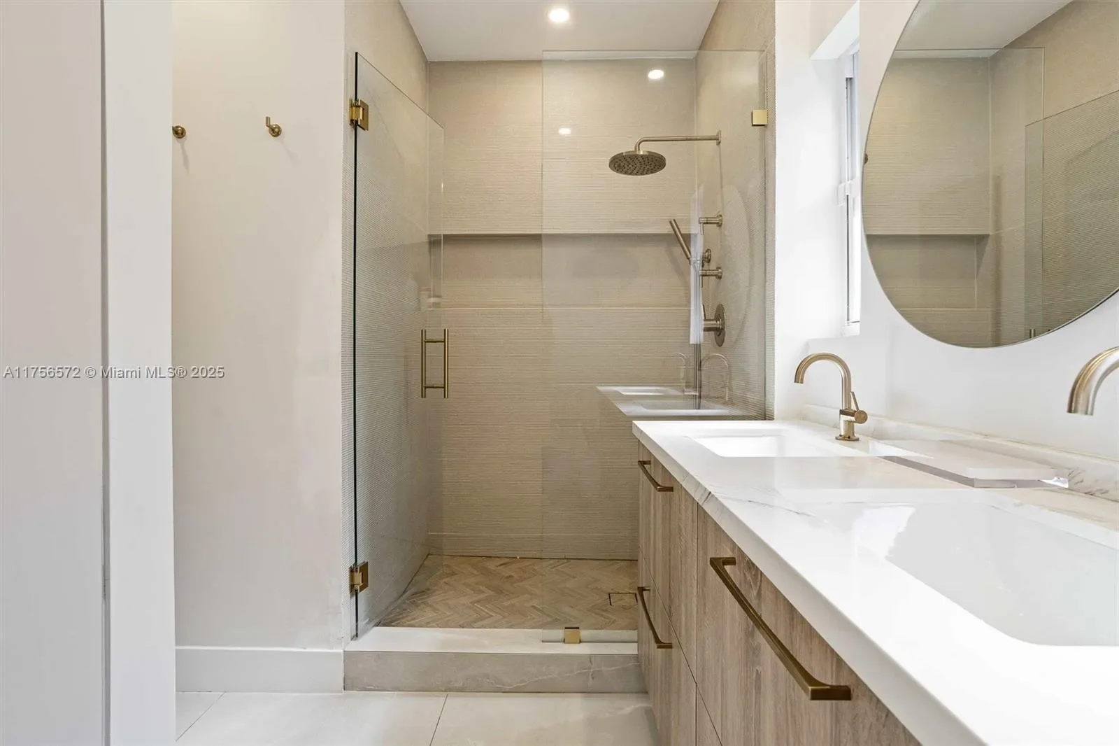 5925 La Gorce Dr, Miami Beach, Florida, United States. - Photo 17