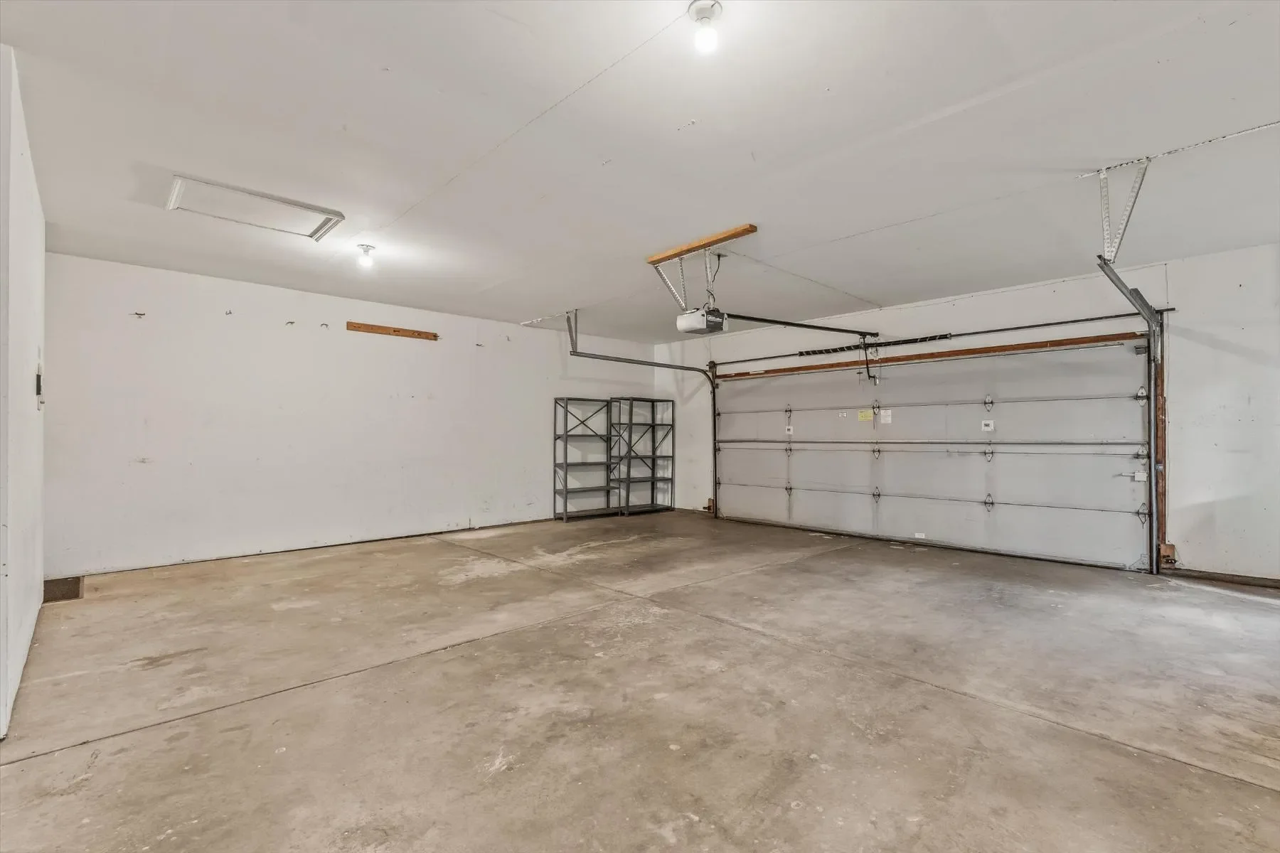 6571 Deer Ridge Drive, Independence Township, MI 48346, Clarkston, Michigan, United States. - Photo 2
