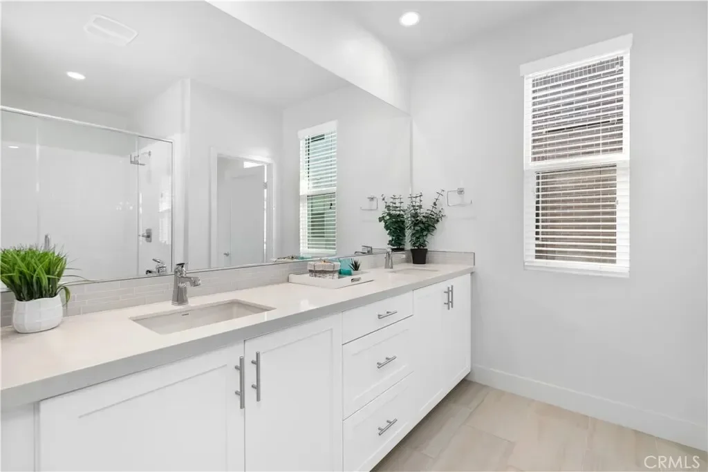 121 Novel, Irvine, California, United States. - Photo 22