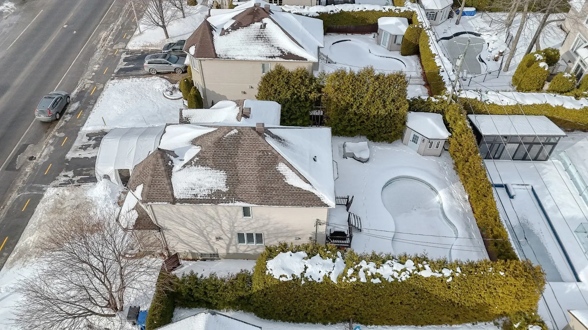 Exterior photo 11