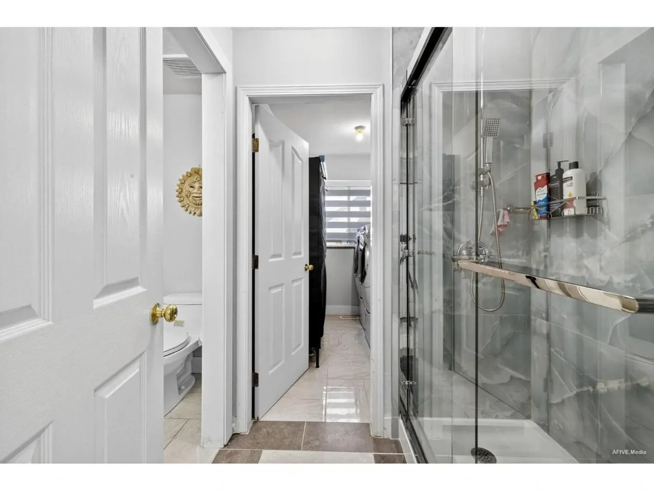 Gallery photo 3