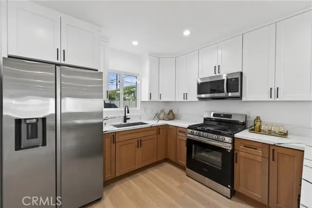 11113 S Budlong Avenue, Los Angeles, CA 90044, Los Angeles, California, United States. - Photo 14