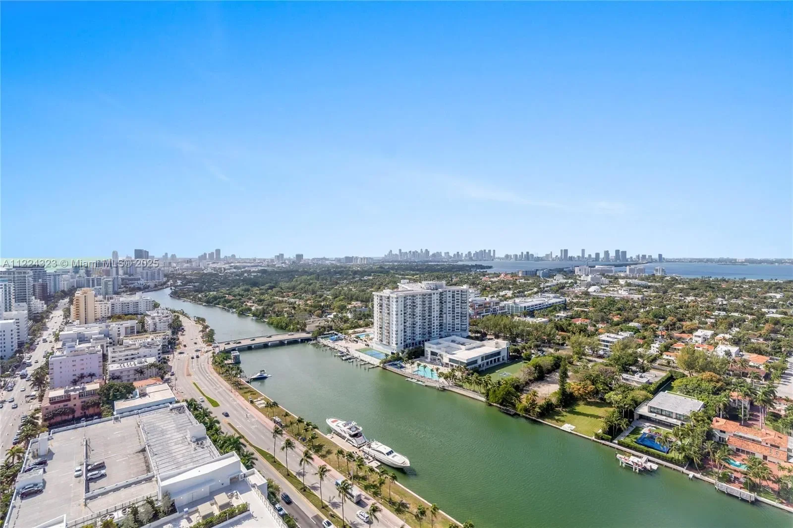 4401 COLLINS AV 2906/2908, Miami Beach, Florida, United States. - Photo 4