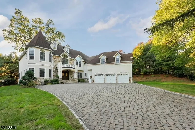 18 Wildwood Ter, Watchung Boro, NJ 07069, Watchung, New Jersey, United States. - Photo 46