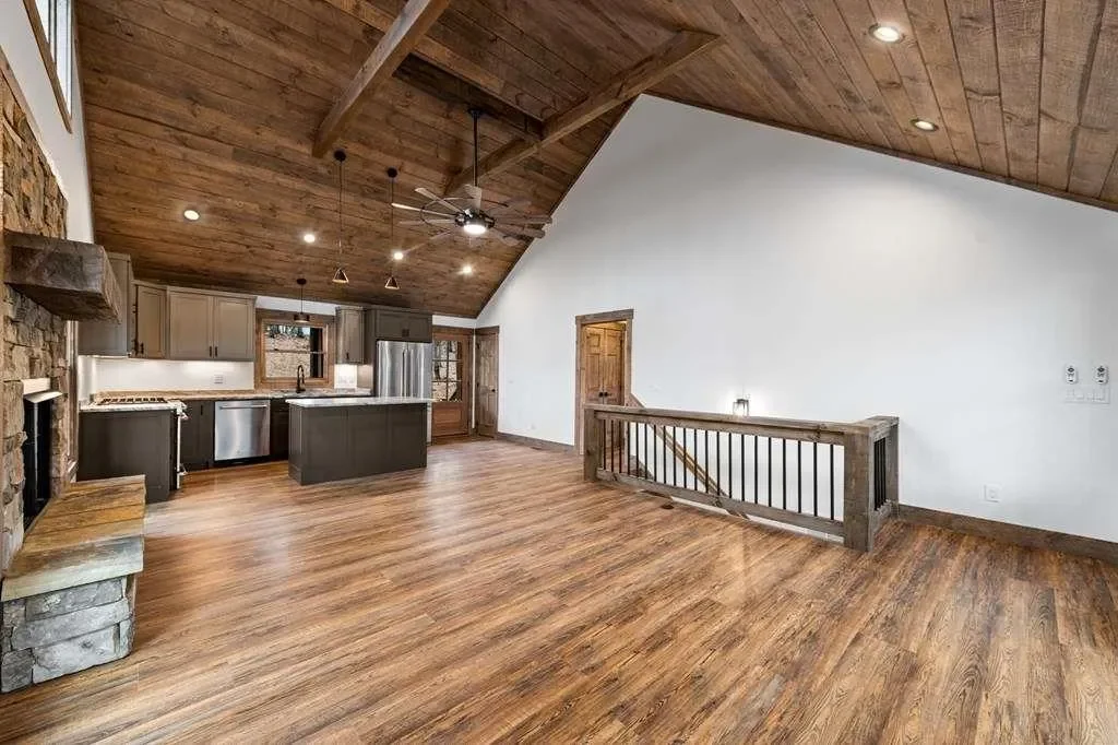 2393 Ada Street, Chicago, Illinois, United States. - Photo 14