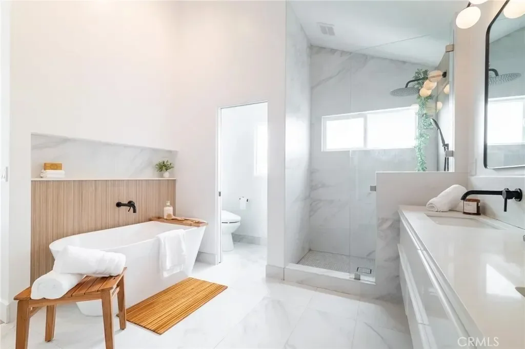 27 Burriana, San Clemente, California, United States. - Photo 32