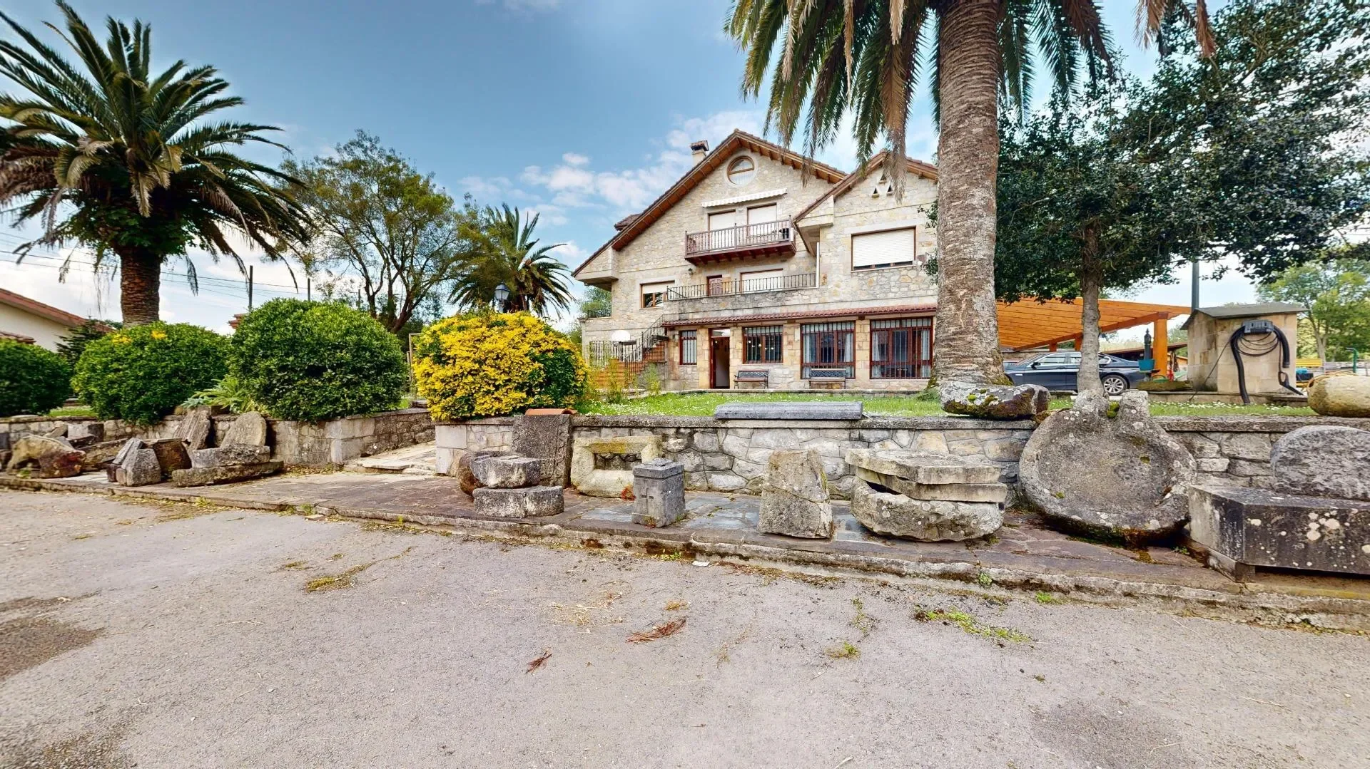 Exterior photo 11
