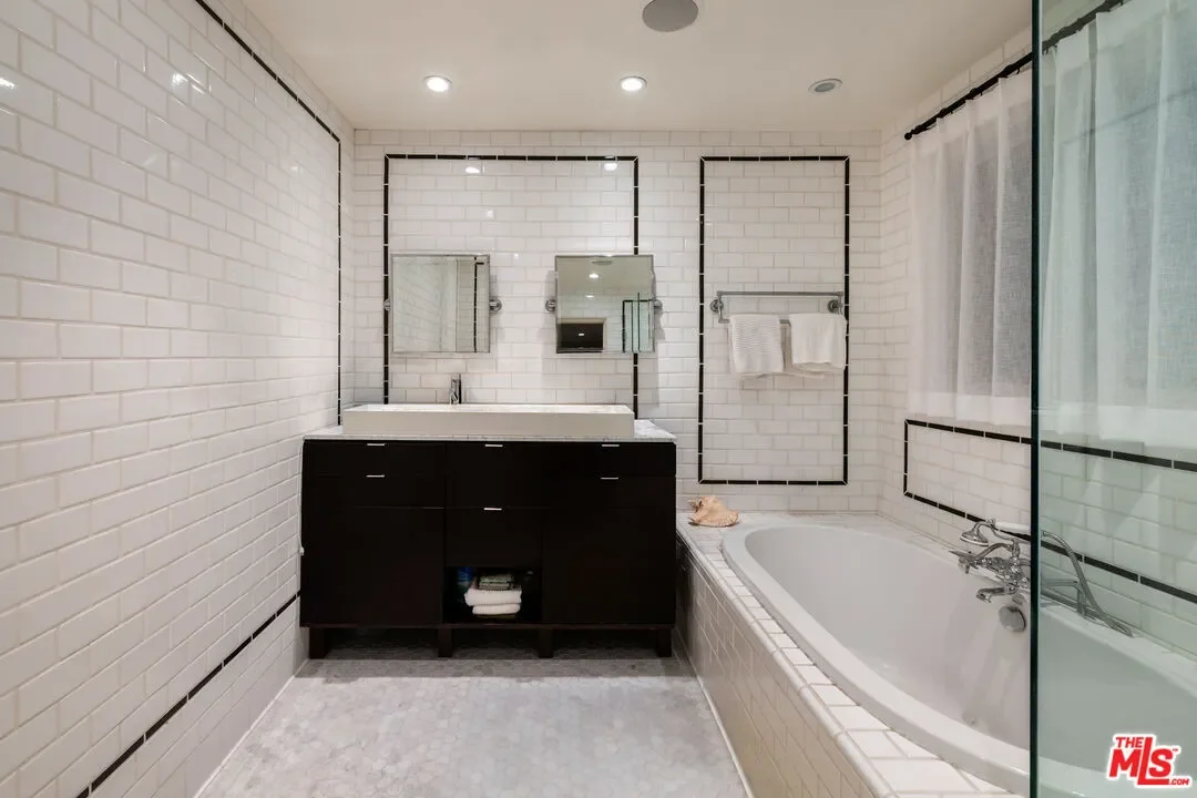 6208 Mulholland Hwy, Los Angeles, California, United States. - Photo 5