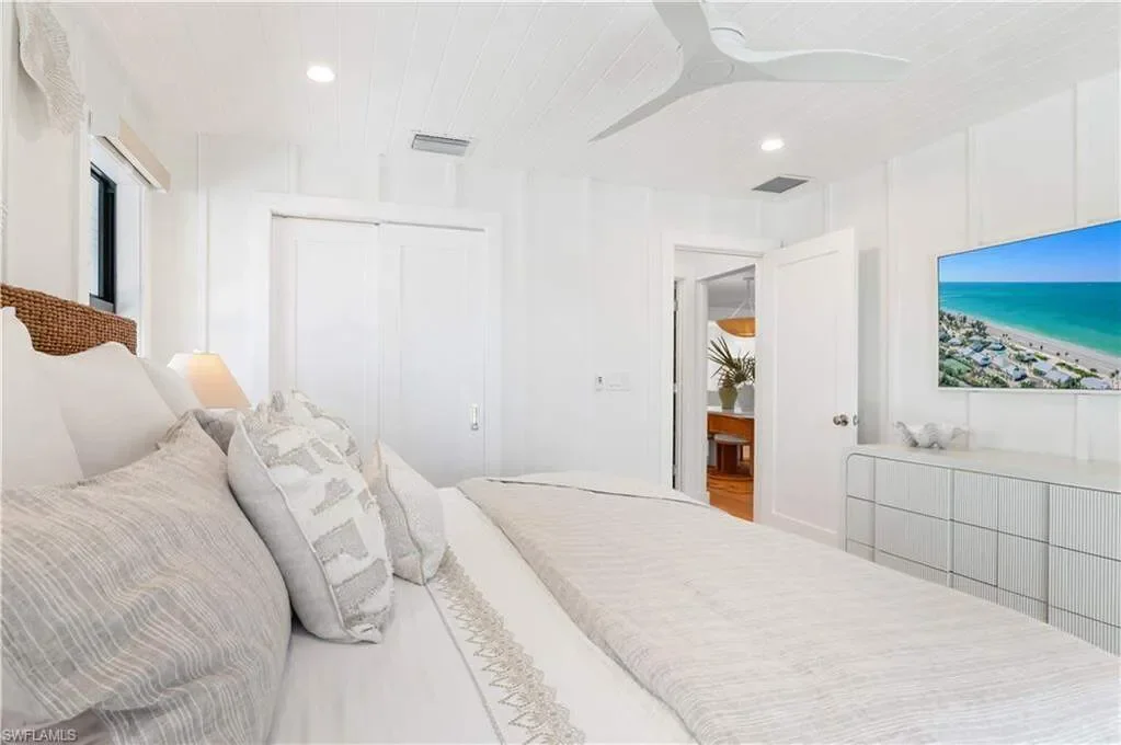 24 Beach Homes, Captiva, FL, 33924, USA, Captiva, Florida, United States. - Photo 19