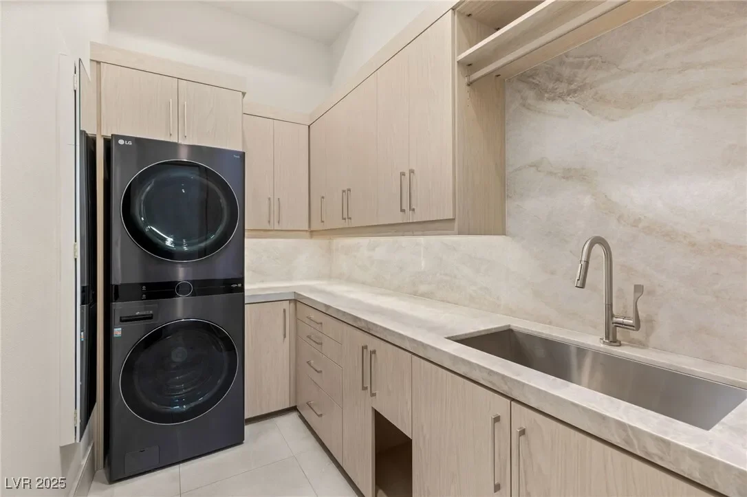 3040 American River Lane, Las Vegas, Nevada, United States. - Photo 22
