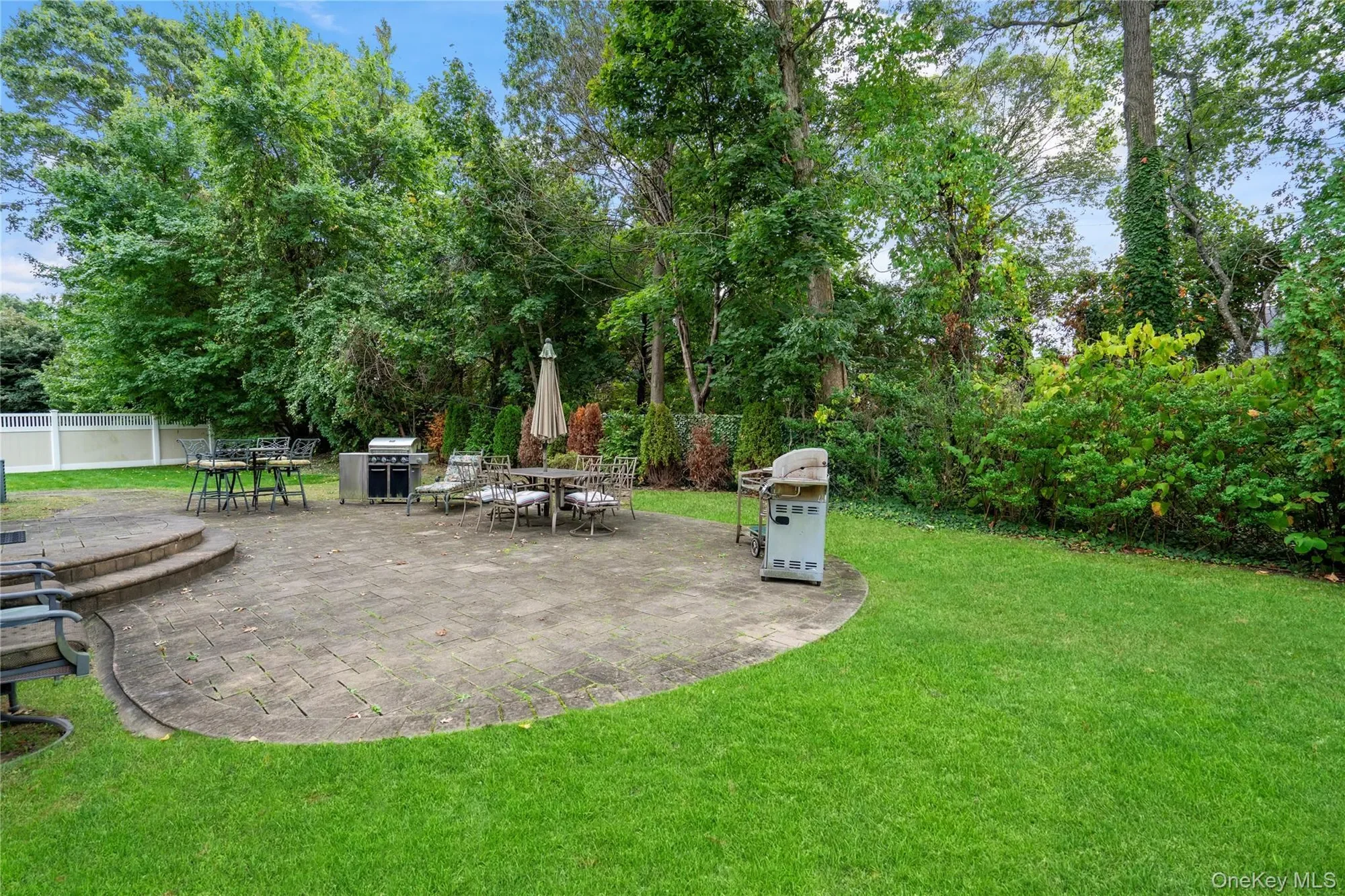 22 Southview Circle, Lake Grove, New York, United States. - Photo 34