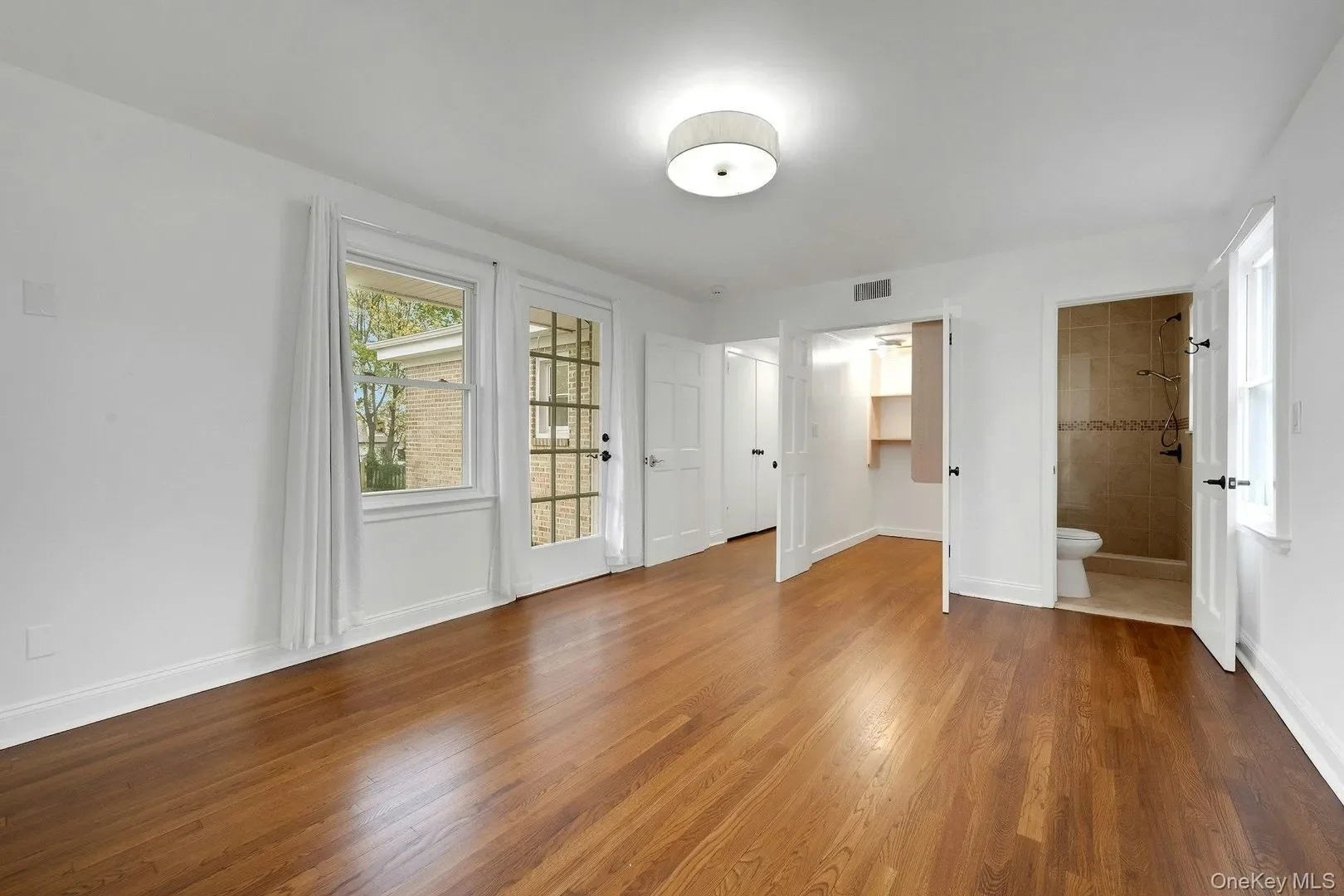 Gallery photo 4