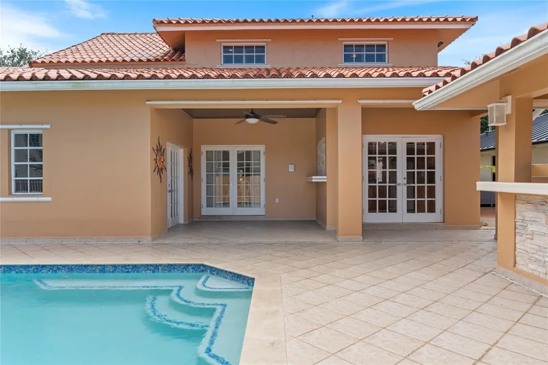 8235 NW 164th St, Hialeah, Florida, United States. - Photo 5