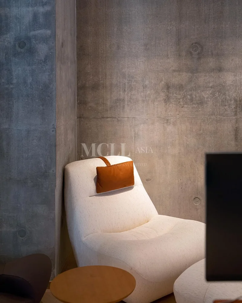 Very Unit 450 Sqm Loft Unit Industrial And Modern Style, Private Lift, A Home In The Sky