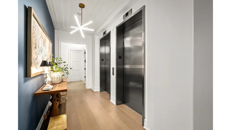 6017 Memorial, 202 - Houston, Texas