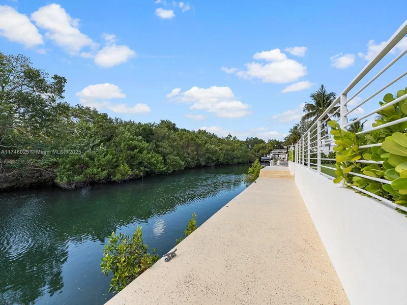 Tavernier, Florida, United States. - Photo 32