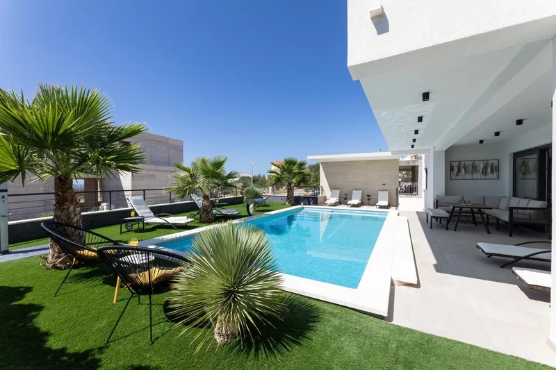 Primošten, beautiful villa with a swimming pool and sea view, 311.56 m²