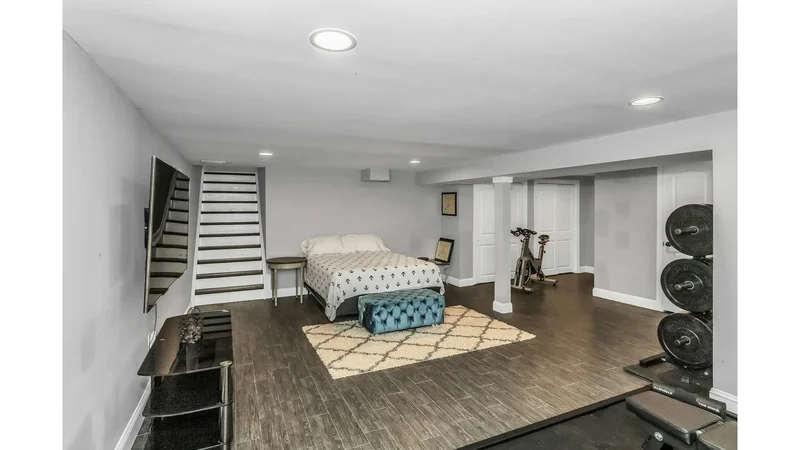 5 Meadowfield Lane, Glen Cove, New York, United States. - Photo 4