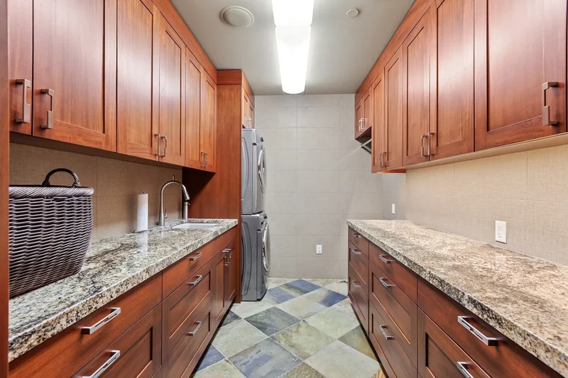 2051 S Island Green Dr, Coeur d'Alene, ID 83814, Coeur d'Alene, Idaho, United States. - Photo 30