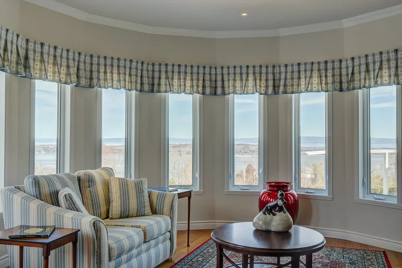 48 Rue du Noroît, Baie-Saint-Paul, Quebec, Canada. - Photo 10