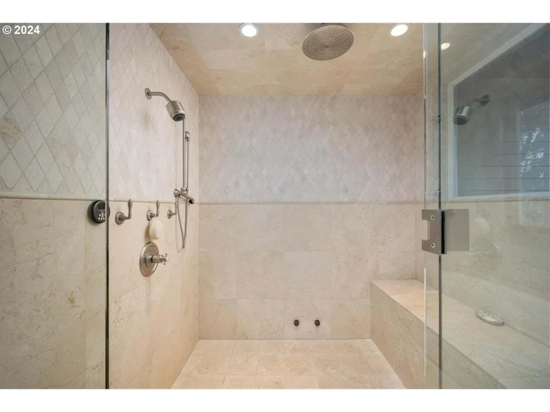 3534 SW Gale Ave, Portland, OR 97239, Portland, Oregon, United States. - Photo 35