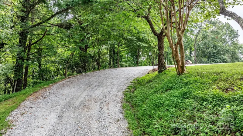 4415 Laurel Ridge Drive, Lenoir, NC 28645, Lenoir, North Carolina, United States. - Photo 27