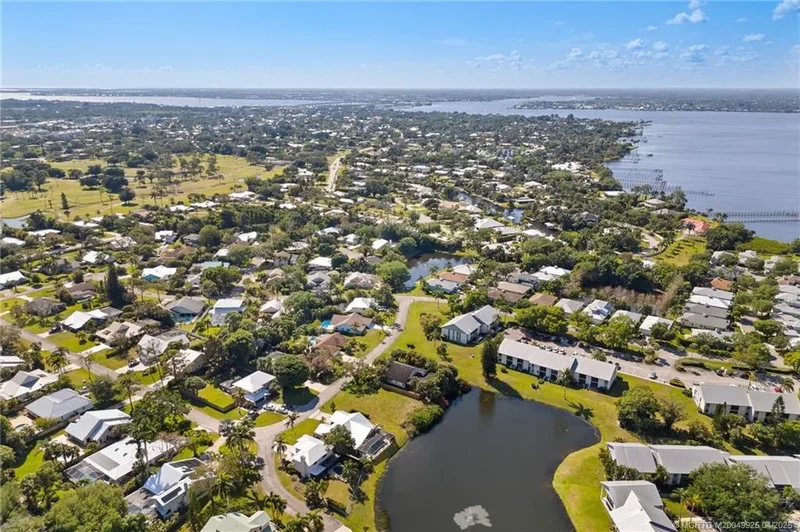 2210 NW 20th Avenue, Stuart, Florida, United States. - Photo 22