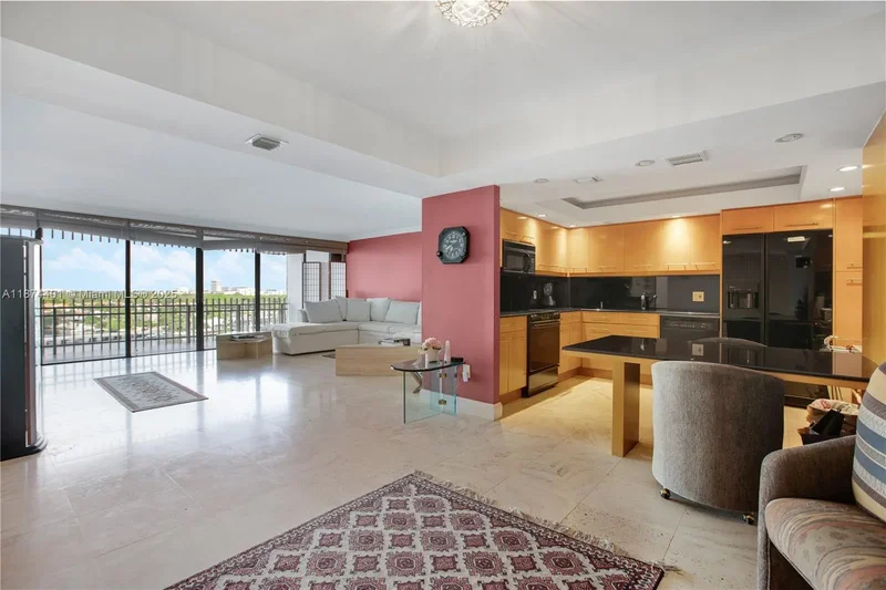 3 Grove Isle Dr C1108, Miami, Florida, United States. - Photo 2