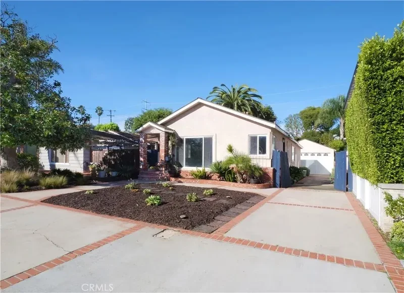 613 36th, Manhattan Beach, California, United States. - Photo 3