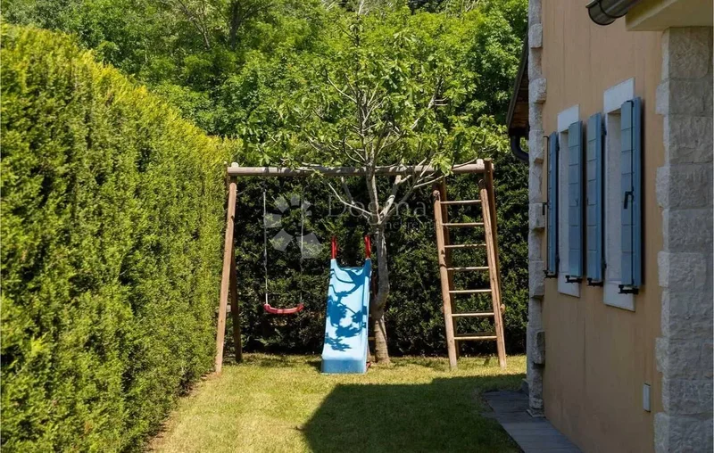 Tinjan, Istria County, Croatia. - Photo 2