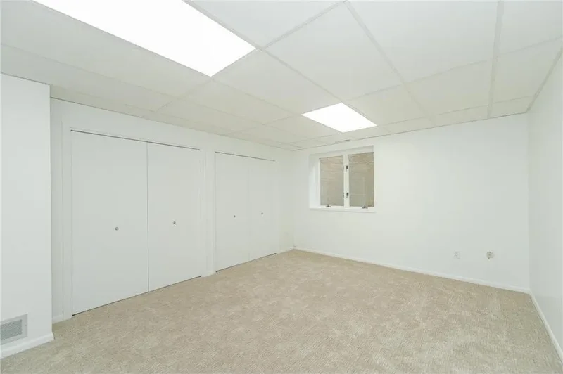910 Folwell Drive SW, Rochester, MN, 55902, USA, Rochester, Minnesota, United States. - Photo 49