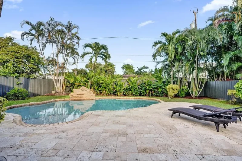 408 NE 9th Ave, Fort Lauderdale, Florida, United States. - Photo 48
