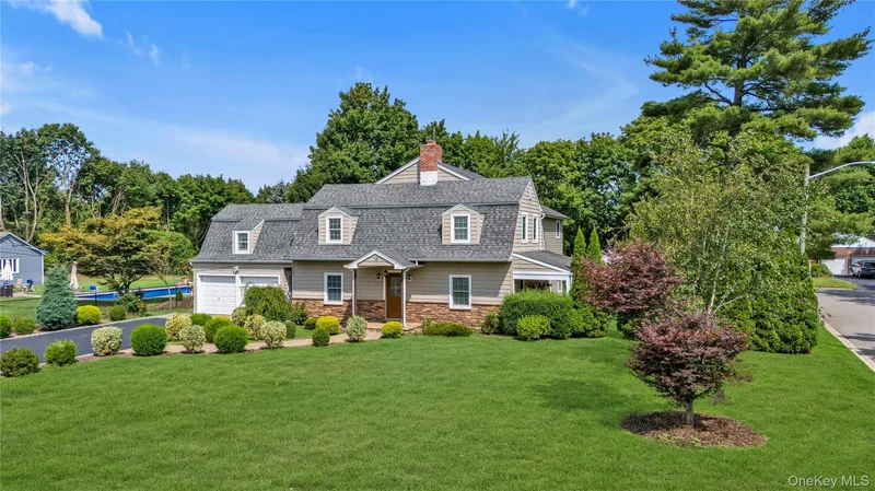 10 Field Avenue, Hicksville, NY 11801, Hicksville, New York, United States. - Photo 32