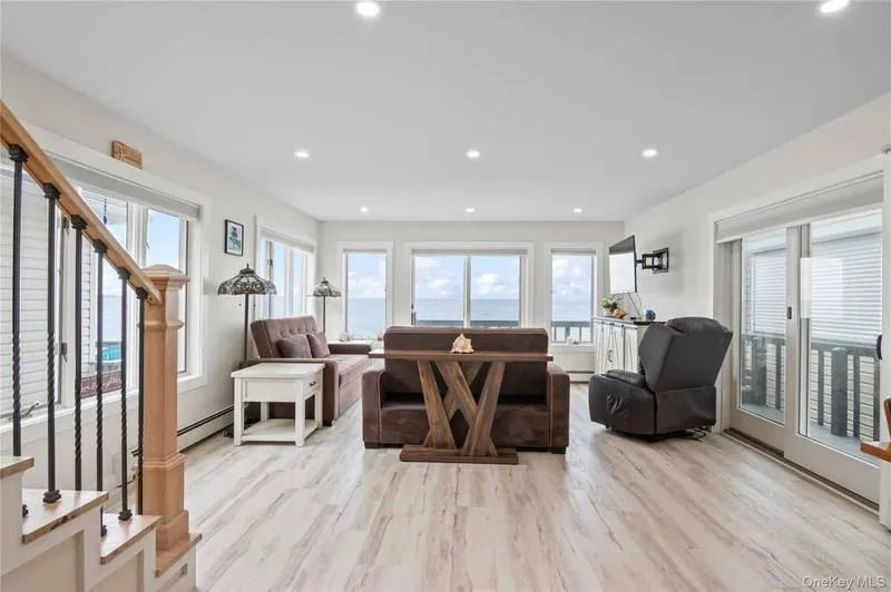 19 Pine Lane, Bayville, New York, United States. - Photo 9