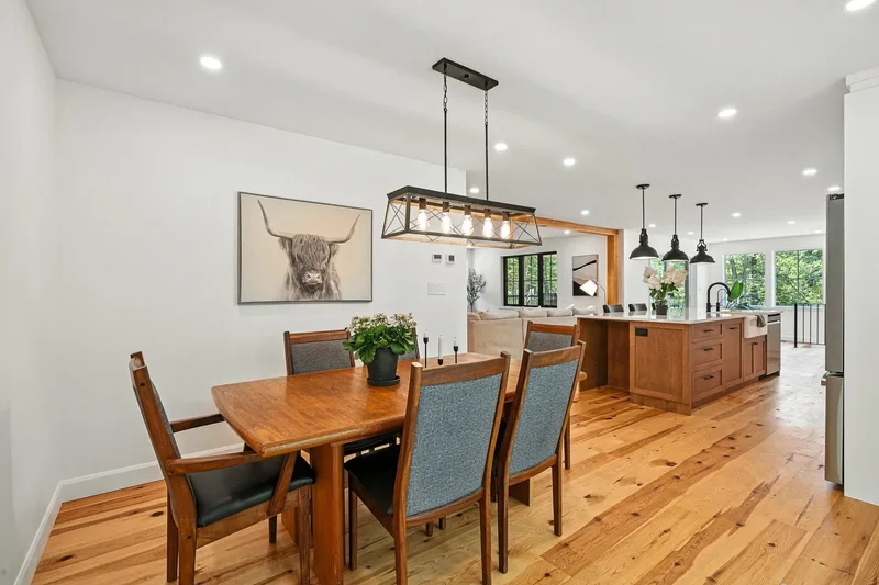 108 Rue Bellevue, Bromont, Quebec, Canada. - Photo 28