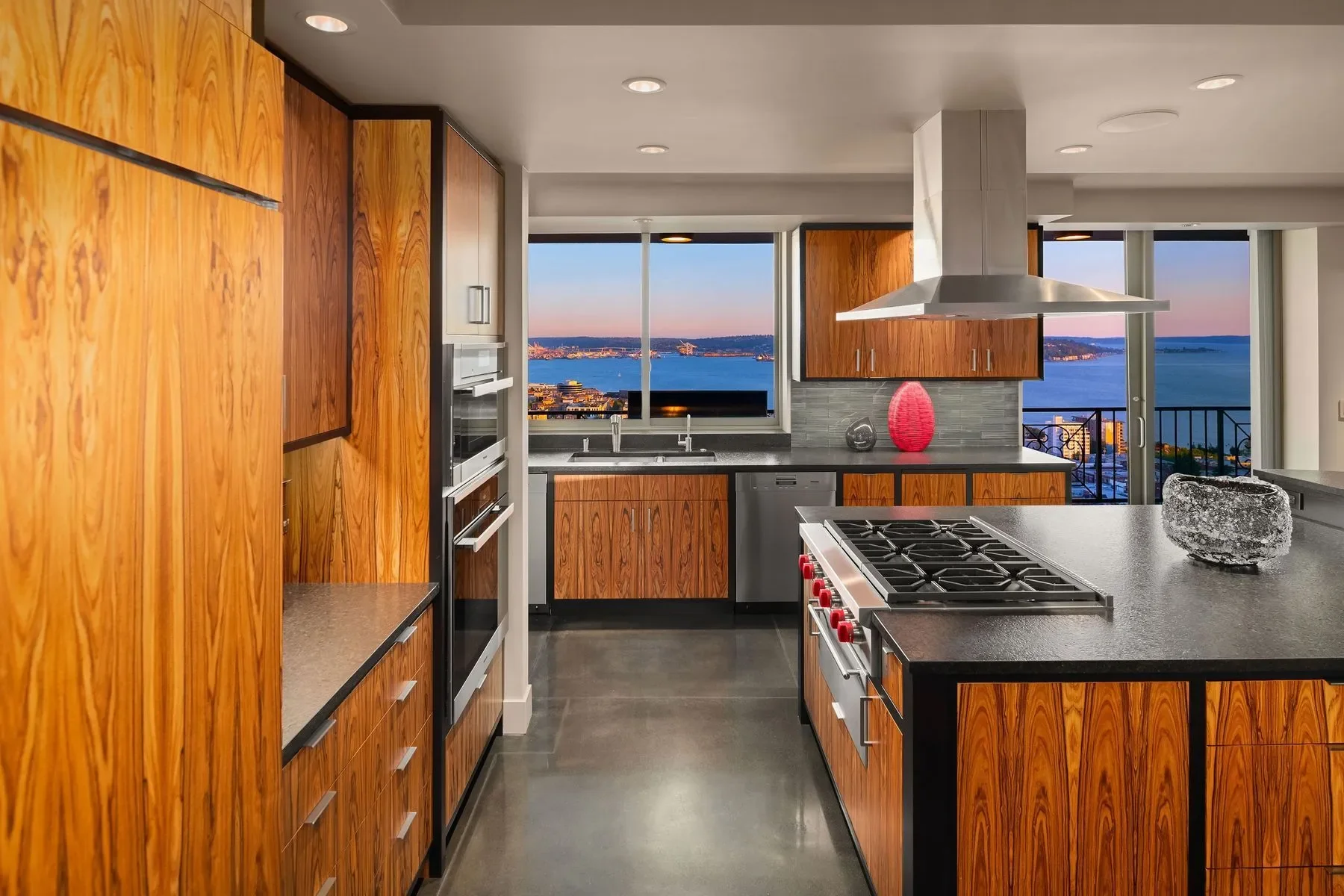 111 W Highland Dr Unit #9E & 9W, 1C , Seattle, WA 98119, Seattle, Washington, United States. - Photo 11