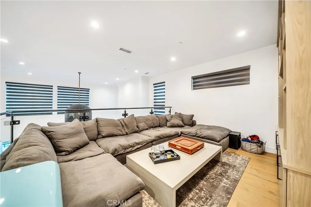 20431 W Windsor Lane, Porter Ranch, CA, 91326, USA, Los Angeles, California, United States. - Photo 54