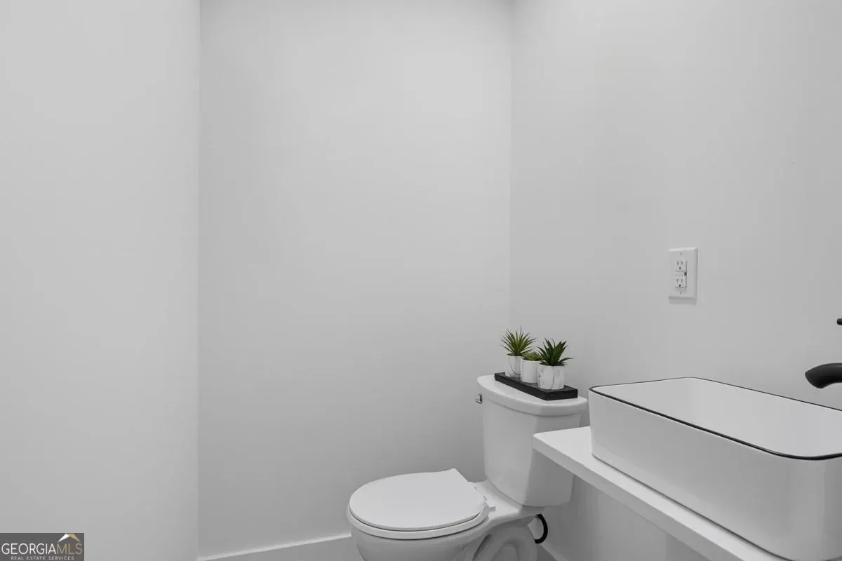 5786 Broxton CIR, Peachtree Corners, Georgia, United States. - Photo 17