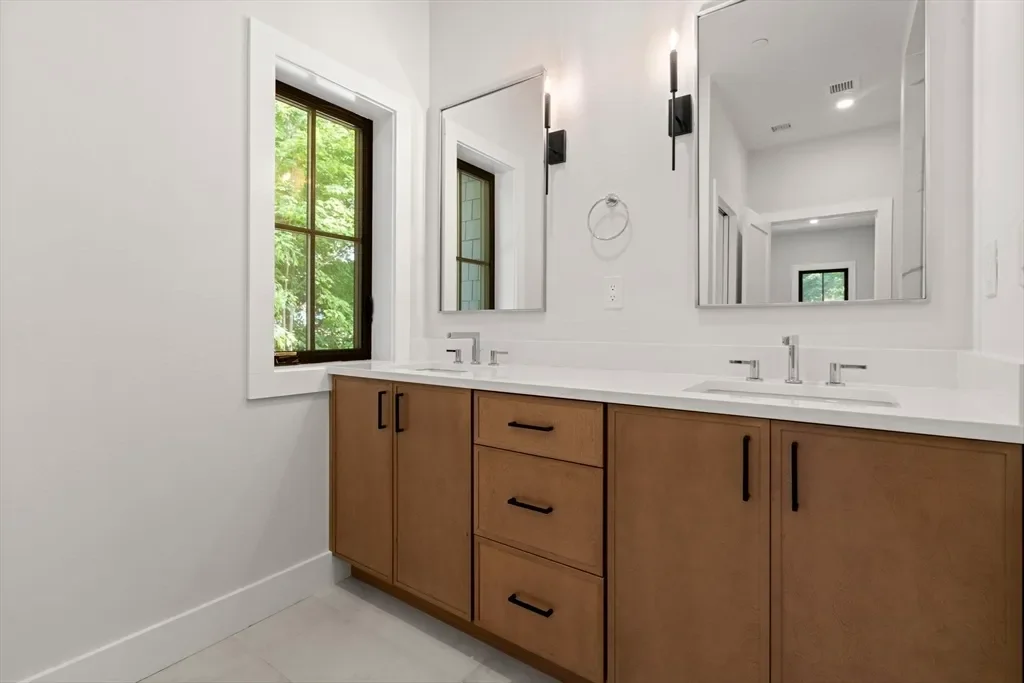 Gallery photo 11