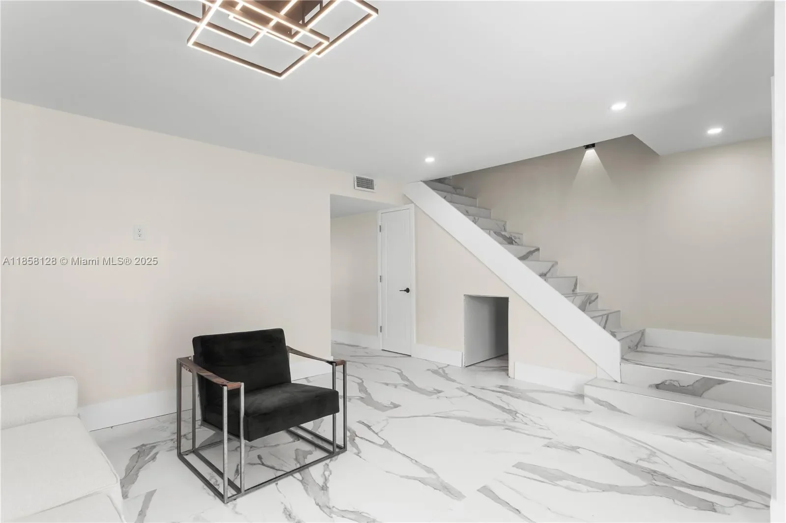 Gallery photo 2